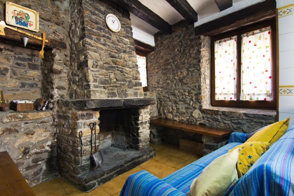 Casa Rural Baro Tornafort Экстерьер фото